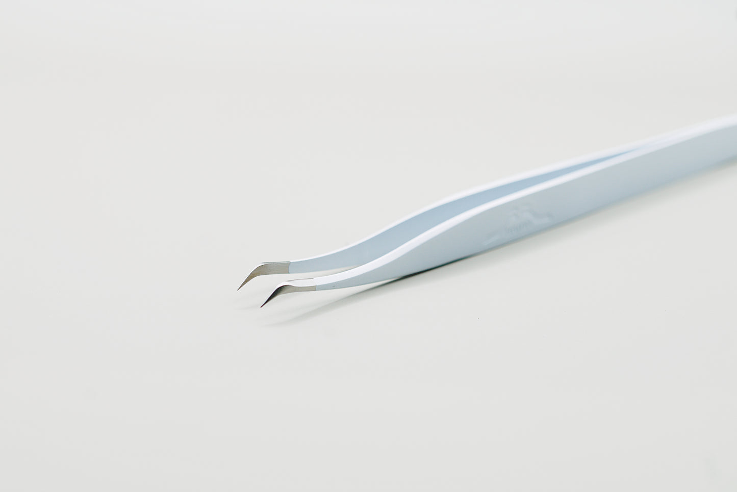 伊東真紀監修 オールインワンツィーザー(All in One Tweezers)〈日本製 Made in Japan〉