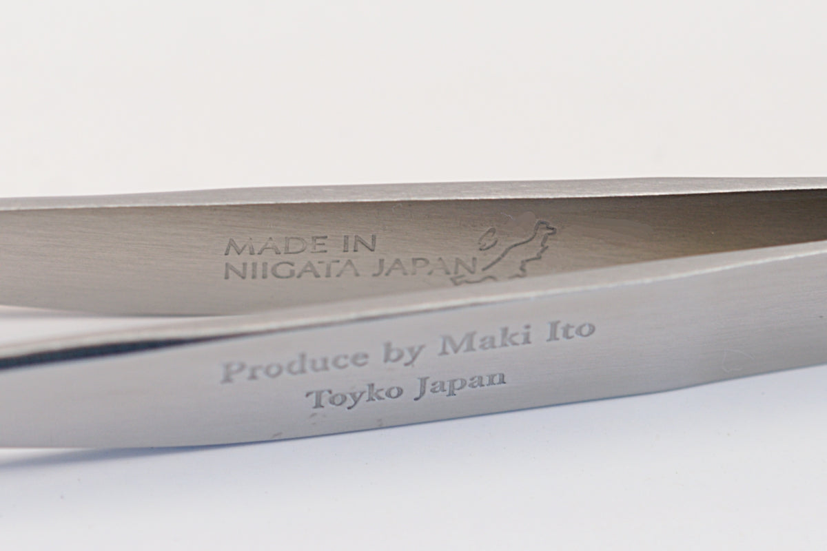 伊東真紀監修 オールインワンツィーザー(All in One Tweezers)〈日本製 Made in Japan〉